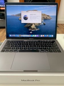 Immaculate MacBook Pro 13'' 2018 TouchBar (2.7 GHz Quad-Core i7, 16GB, 1T SSD)